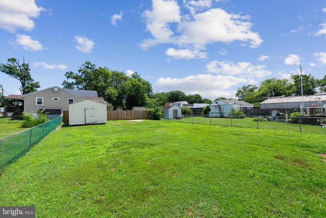 1709 PIN OAK AVE, Dundalk, MD 21222
