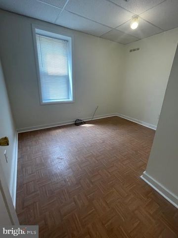 400-404 E MAIN ST, Norristown, PA 19401