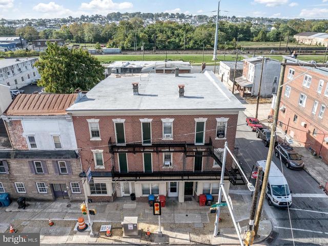 400-404 E MAIN ST, Norristown, PA 19401