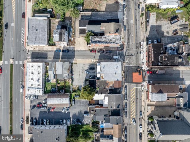 400-404 E MAIN ST, Norristown, PA 19401