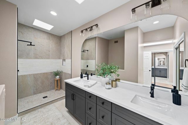 5819 N Bright Star Drive, Tucson, AZ 85718