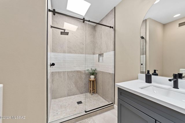 5819 N Bright Star Drive, Tucson, AZ 85718