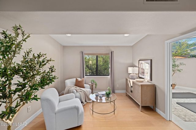 5819 N Bright Star Drive, Tucson, AZ 85718