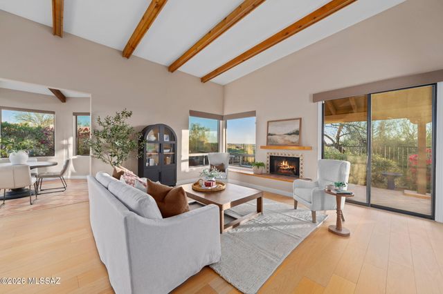 5819 N Bright Star Drive, Tucson, AZ 85718