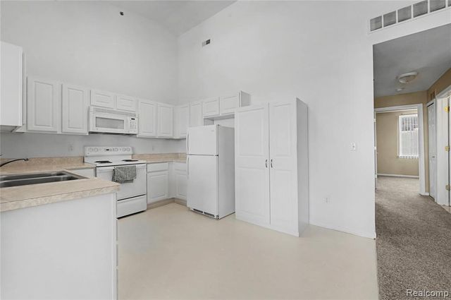 43039 Strand Drive, Sterling Heights, MI 48313