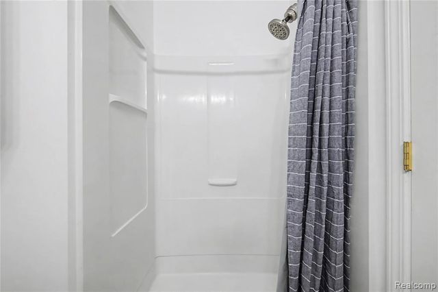 43039 Strand Drive, Sterling Heights, MI 48313