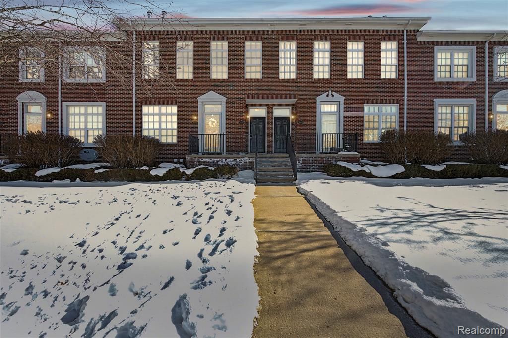 43039 Strand Drive, Sterling Heights, MI 48313