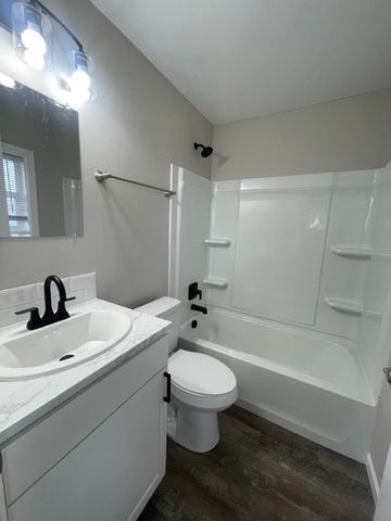 205 S Elizabeth Rd, Spokane Valley, WA 99212