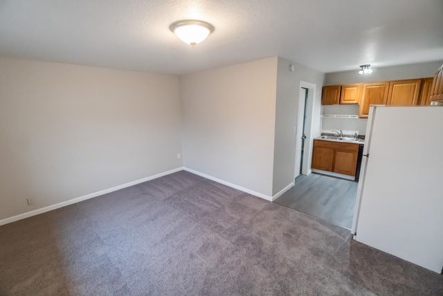 205 S Elizabeth Rd, Spokane Valley, WA 99212