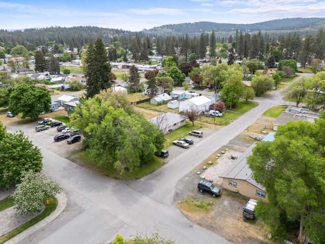 205 S Elizabeth Rd, Spokane Valley, WA 99212