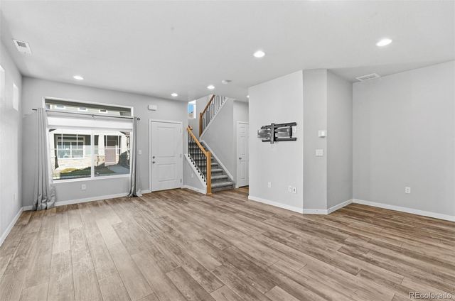 9384 Crosshaven View, Colorado Springs, CO 80927