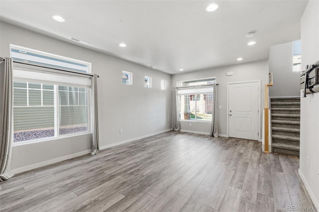 9384 Crosshaven View, Colorado Springs, CO 80927