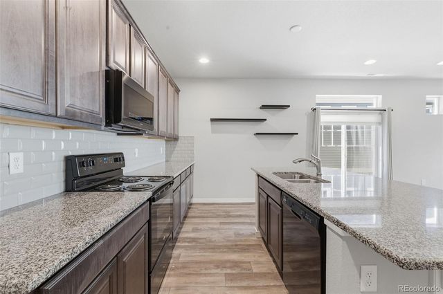 9384 Crosshaven View, Colorado Springs, CO 80927