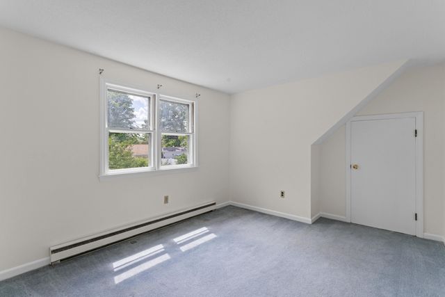 10 Colonial Circle, Hampton, NH 03842