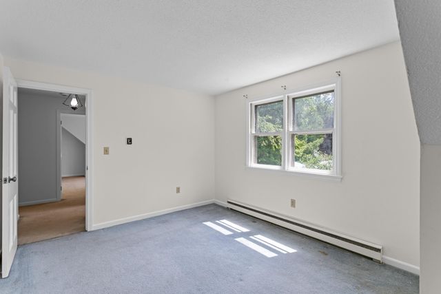 10 Colonial Circle, Hampton, NH 03842
