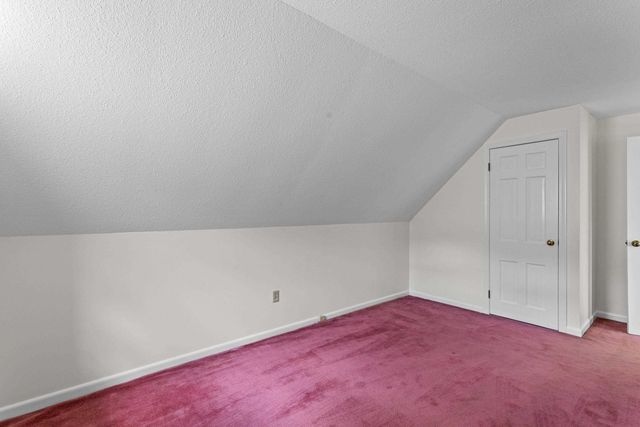 10 Colonial Circle, Hampton, NH 03842