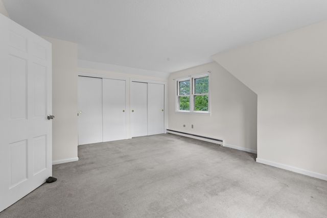 10 Colonial Circle, Hampton, NH 03842