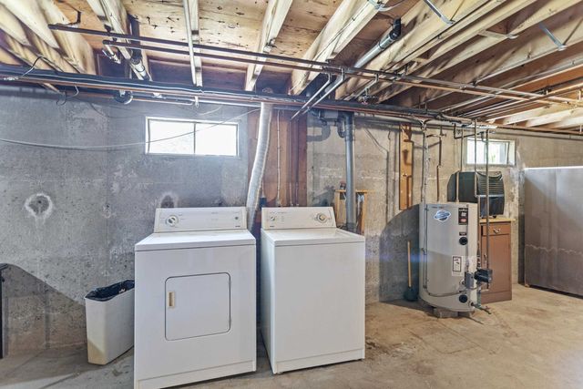 10 Colonial Circle, Hampton, NH 03842