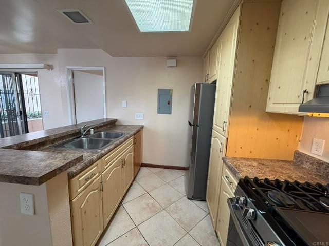 2039 Dairy Mart Rd, San Ysidro (san Diego), CA 92173