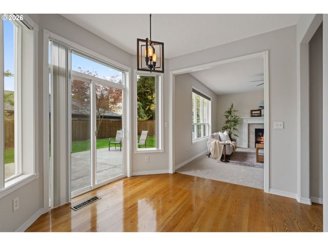 17700 Ne 28TH St, Vancouver, WA 98682