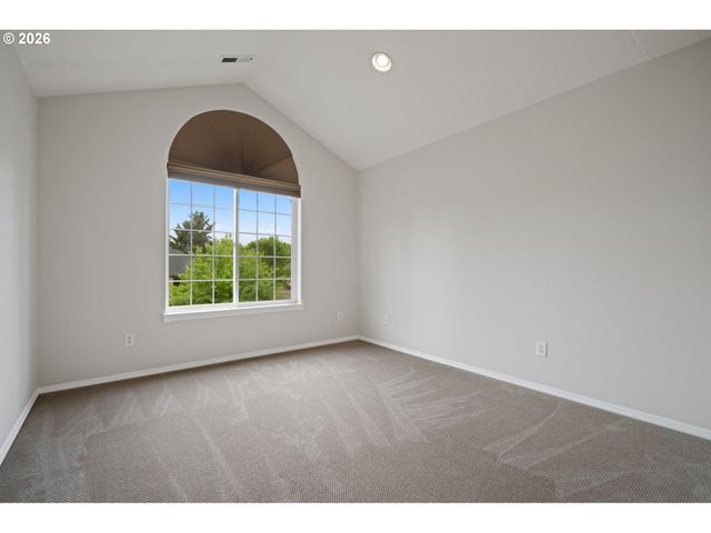 17700 Ne 28TH St, Vancouver, WA 98682
