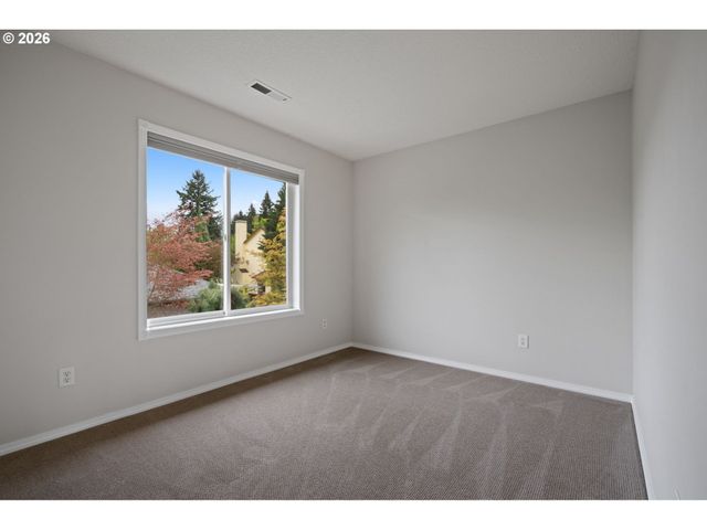 17700 Ne 28TH St, Vancouver, WA 98682