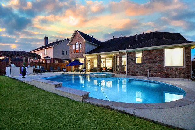 19707 Mission Pines Lane, Richmond, TX 77407