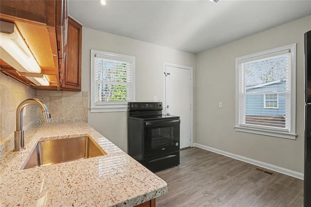 861 Meadow Place, Marietta, GA 30062