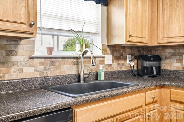 186 Scanlon Road, Mooresville, NC 28115