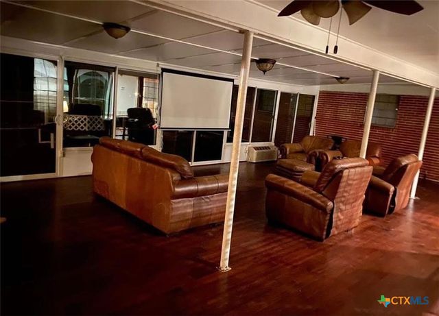 1601 N 15th Street, Temple, TX 76501