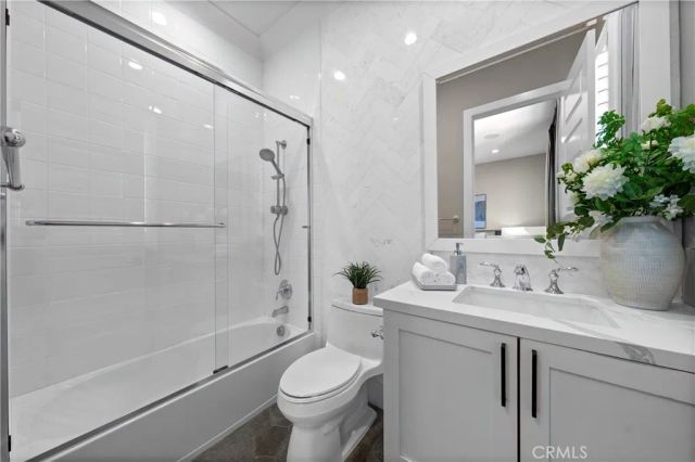 51 Thrush, Irvine, CA 92618