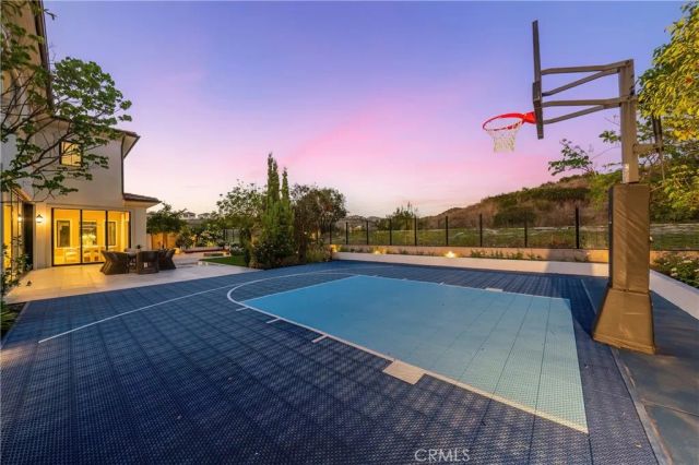 51 Thrush, Irvine, CA 92618