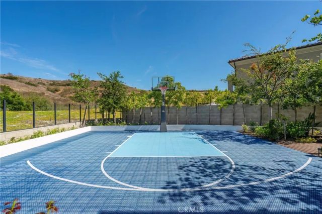 51 Thrush, Irvine, CA 92618