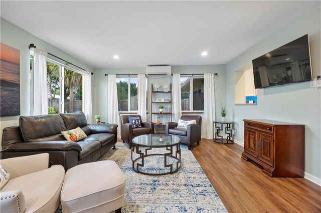 161 SE 5th Court, Pompano Beach, FL 33060