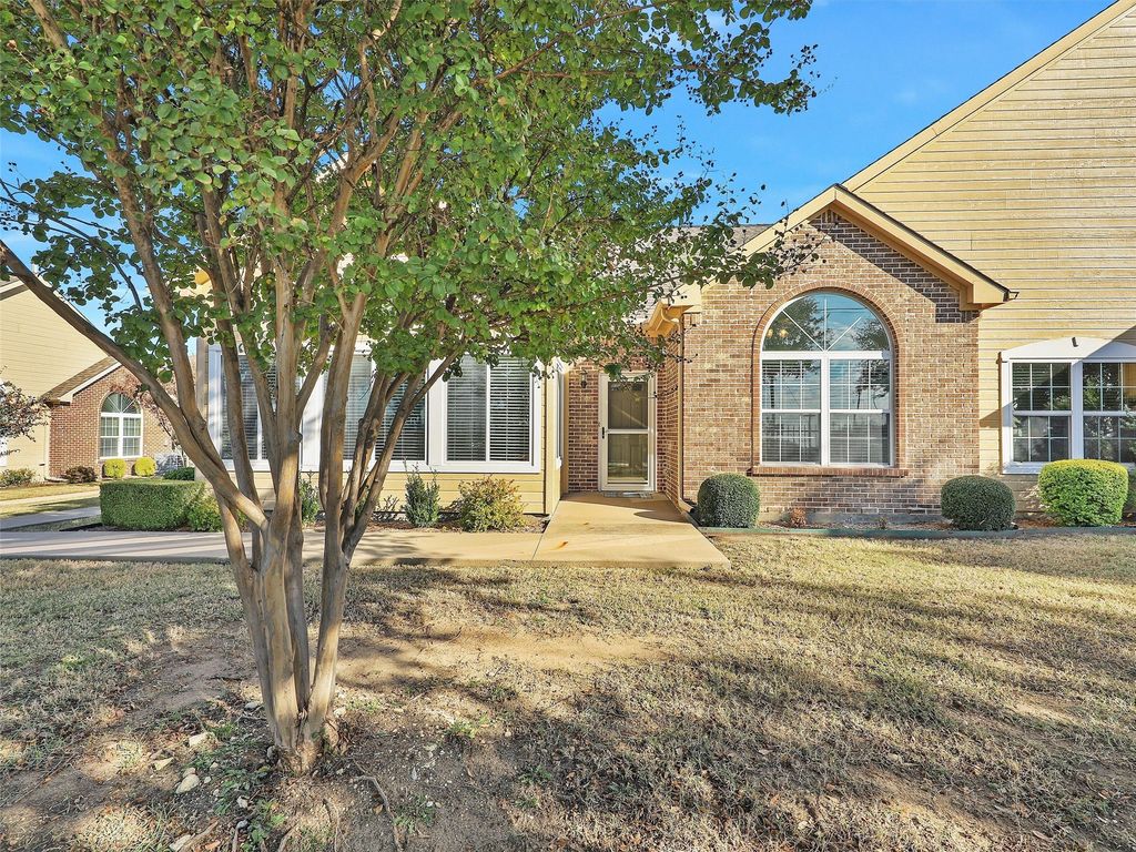 2601 Marsh Lane 124, Plano, TX 75093