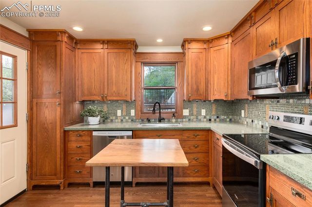 12 N 17th Street, Colorado Springs, CO 80904