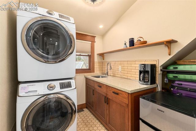 12 N 17th Street, Colorado Springs, CO 80904