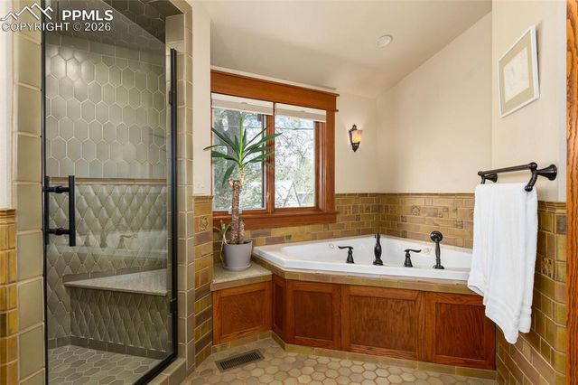 12 N 17th Street, Colorado Springs, CO 80904