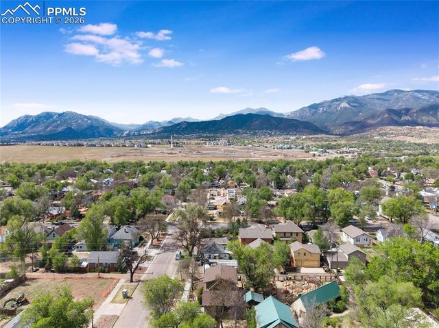 12 N 17th Street, Colorado Springs, CO 80904