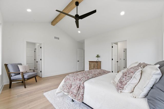 16775 W Hickory Ct, Goddard, KS 67052