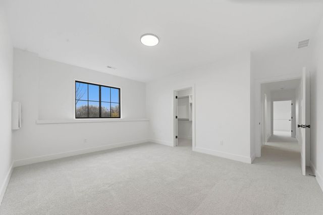 16775 W Hickory Ct, Goddard, KS 67052