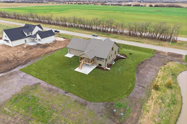 16775 W Hickory Ct, Goddard, KS 67052