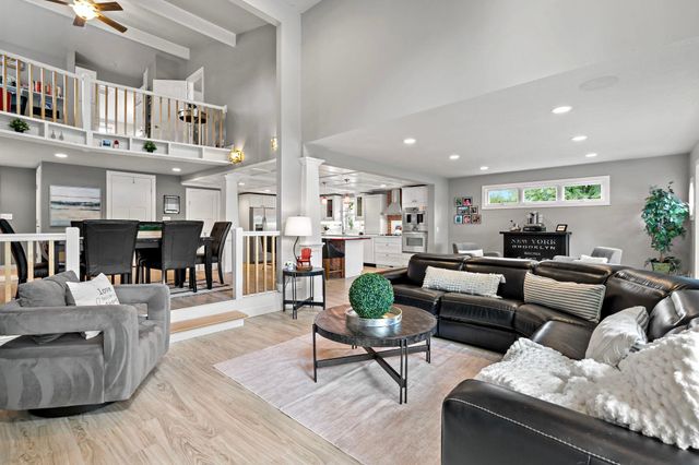 2308 Driftwood Lane, Mound, MN 55364