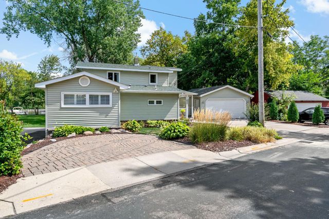 2308 Driftwood Lane, Mound, MN 55364