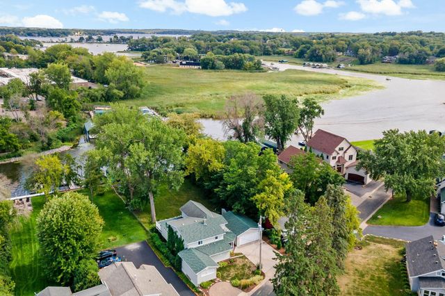 2308 Driftwood Lane, Mound, MN 55364