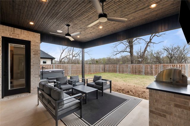 3808 SW Centric Avenue, Bentonville, AR 72713