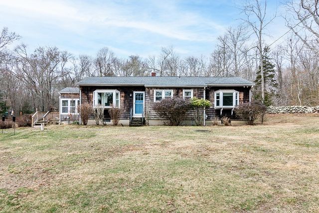 982 Wordens Pond Road, South Kingstown, RI 02879
