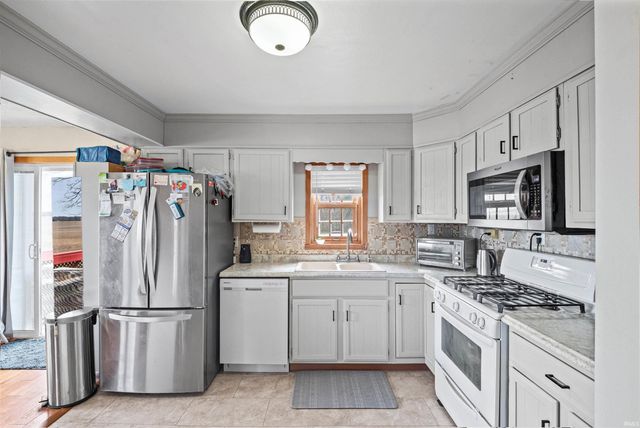 5301 E 300 N, Lafayette, IN 47905