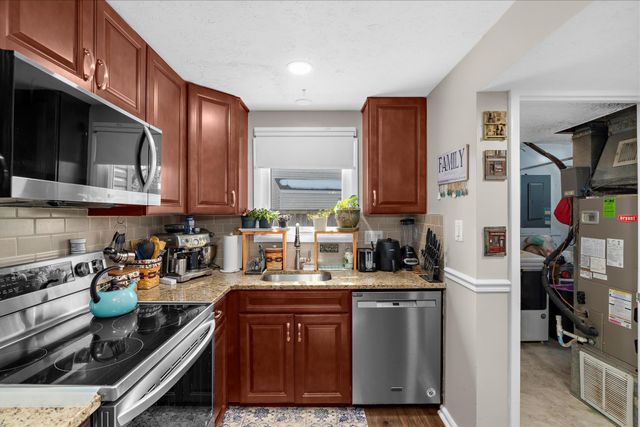 8085 CASTLE ROCK CT, Pasadena, MD 21122