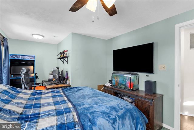 8085 CASTLE ROCK CT, Pasadena, MD 21122